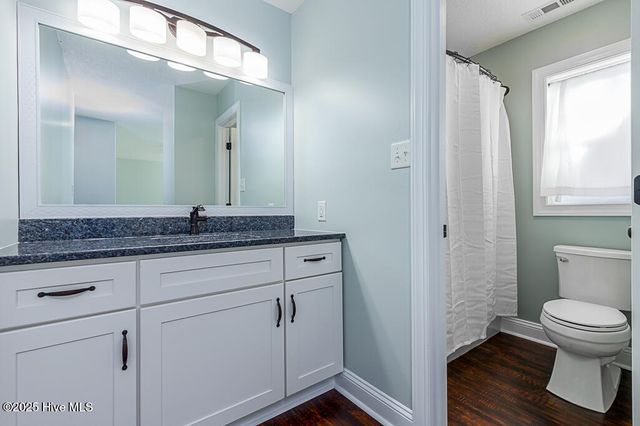 902 Mandarin Trail, Jacksonville, NC 28540