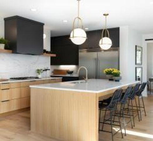 XXX5 Timberland Trail, Eden Prairie, MN 55347