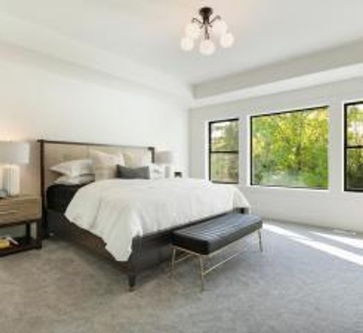 XXX5 Timberland Trail, Eden Prairie, MN 55347