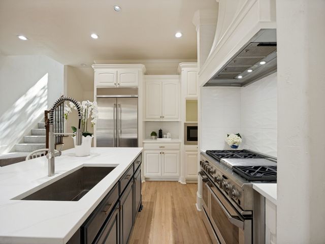 6322 Orchid Lane, Dallas, TX 75230