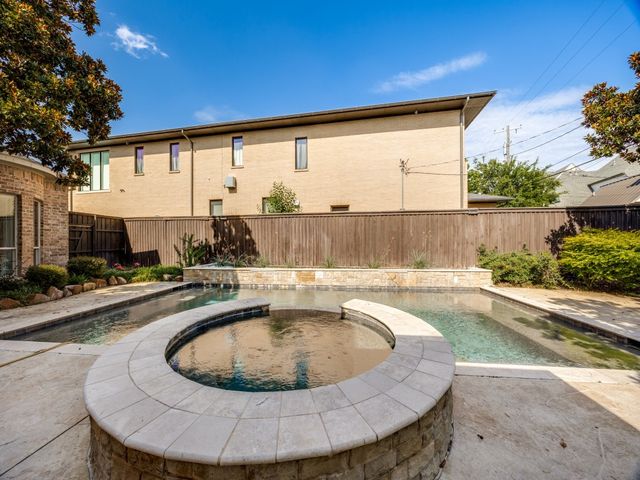 6322 Orchid Lane, Dallas, TX 75230