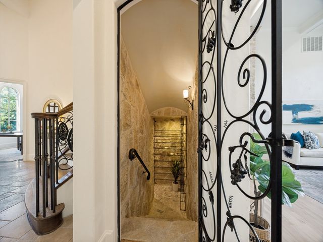 6322 Orchid Lane, Dallas, TX 75230
