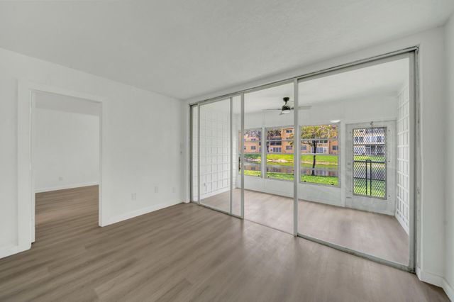 6001 NW 61st Avenue 112, Tamarac, FL 33319