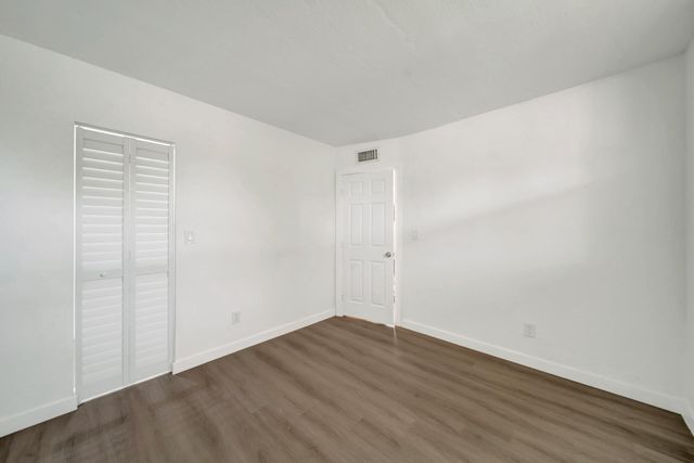 6001 NW 61st Avenue 112, Tamarac, FL 33319