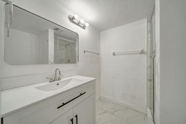6001 NW 61st Avenue 112, Tamarac, FL 33319