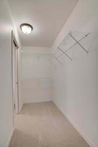 2516 38th Avenue S, Moorhead, MN 56560