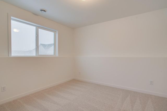 2516 38th Avenue S, Moorhead, MN 56560