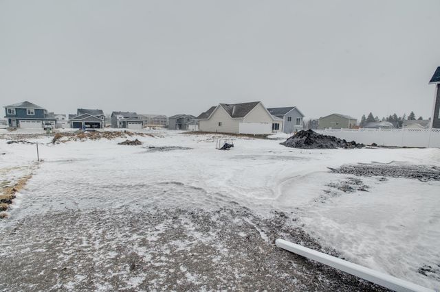 2516 38th Avenue S, Moorhead, MN 56560