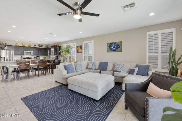 8296 W EBBETS Court, Florence, AZ 85132