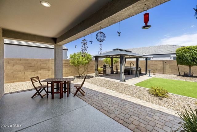 8296 W EBBETS Court, Florence, AZ 85132
