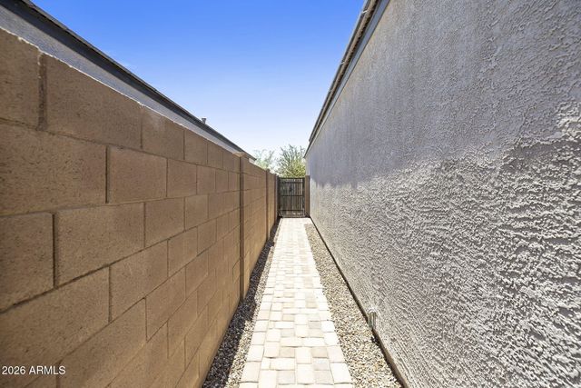 8296 W EBBETS Court, Florence, AZ 85132