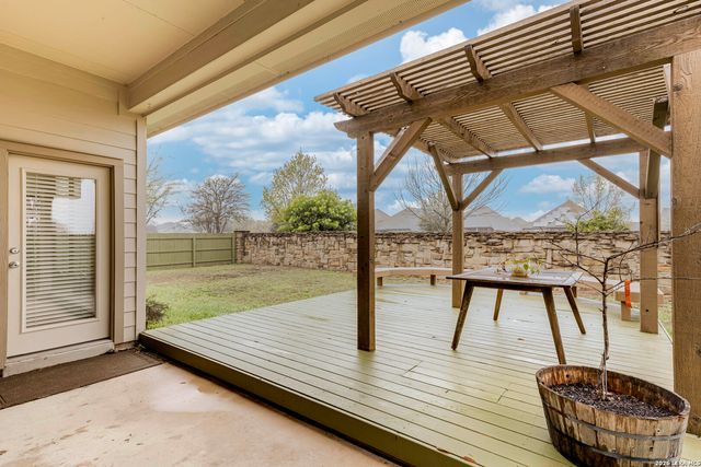 8815 Hideout Bnd, San Antonio, TX 78254