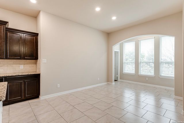 8815 Hideout Bnd, San Antonio, TX 78254