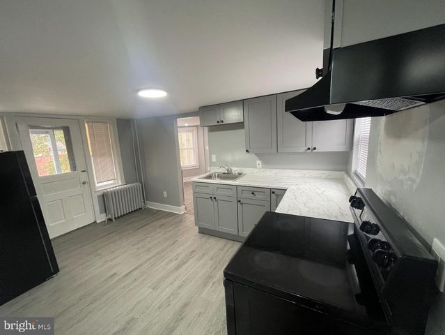 600 N WEST ST, Wilmington, DE 19801