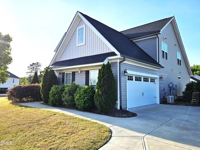 138 Beverly Place, Four Oaks, NC 27524
