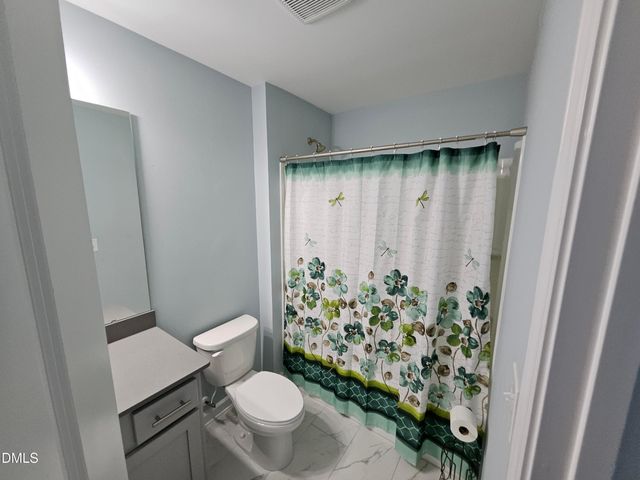 138 Beverly Place, Four Oaks, NC 27524
