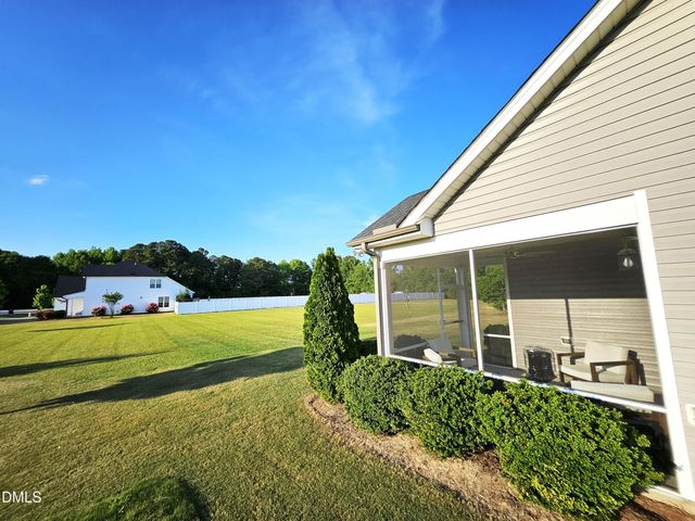 138 Beverly Place, Four Oaks, NC 27524