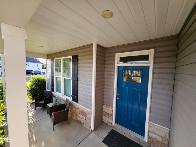 138 Beverly Place, Four Oaks, NC 27524