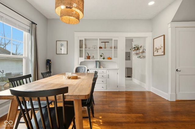 1620 Lafayette Avenue, Columbus, IN 47201