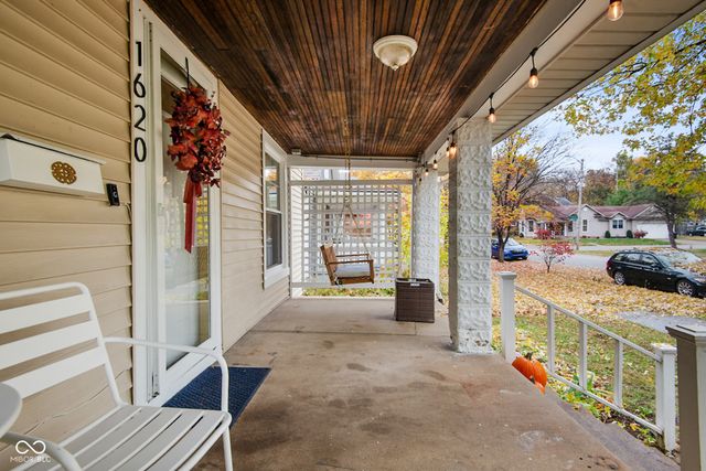 1620 Lafayette Avenue, Columbus, IN 47201