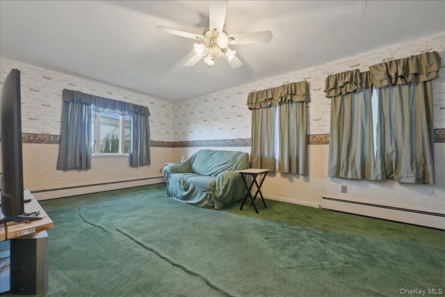 955 S Long Beach Avenue, Freeport, NY 11520