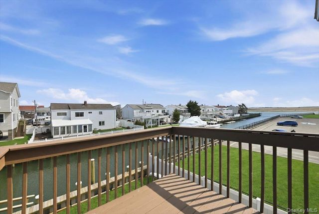 955 S Long Beach Avenue, Freeport, NY 11520