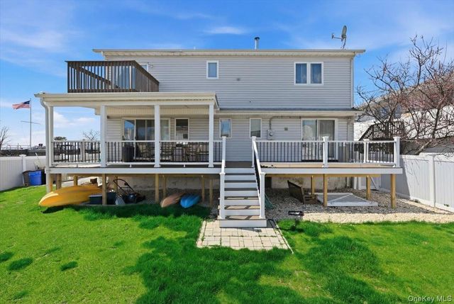 955 S Long Beach Avenue, Freeport, NY 11520