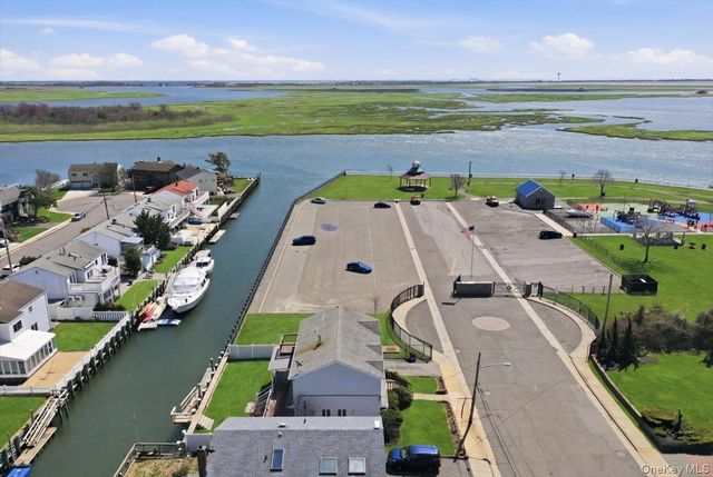 955 S Long Beach Avenue, Freeport, NY 11520