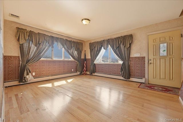 955 S Long Beach Avenue, Freeport, NY 11520