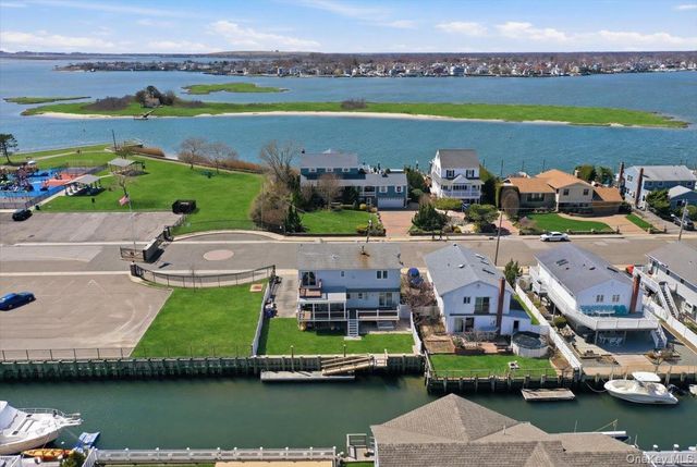 955 S Long Beach Avenue, Freeport, NY 11520