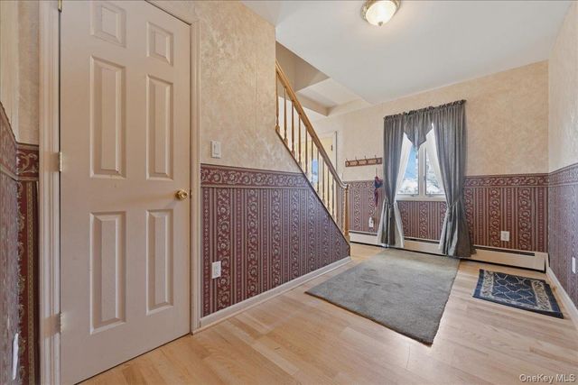 955 S Long Beach Avenue, Freeport, NY 11520