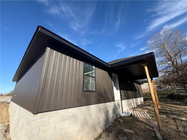 140 Mae, Huntsville, AR 72740