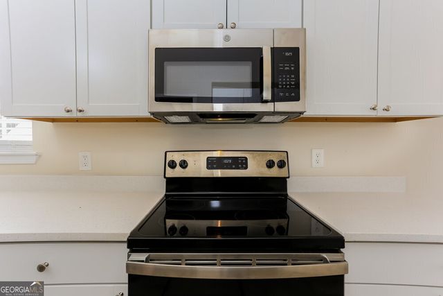 2376 Carousel Park Drive, Morrow, GA 30260