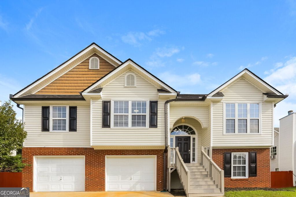 2376 Carousel Park Drive, Morrow, GA 30260