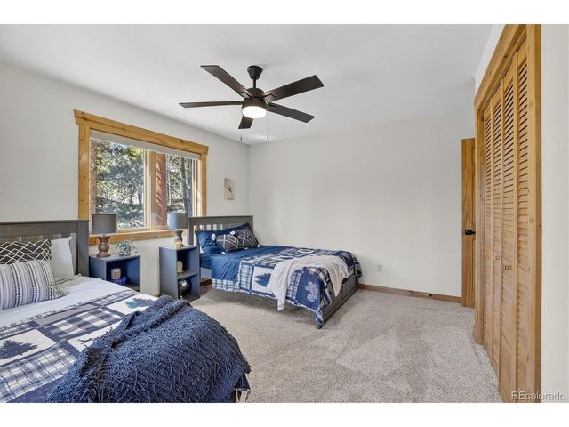 324 Black Hawk Cir, Silverthorne, CO 80498