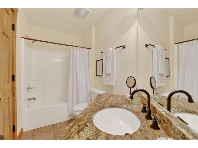 324 Black Hawk Cir, Silverthorne, CO 80498