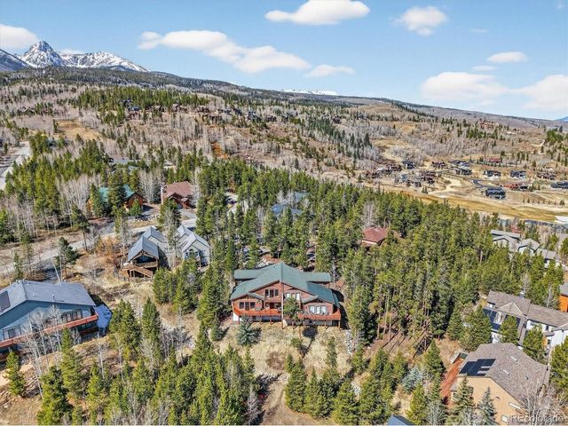 324 Black Hawk Cir, Silverthorne, CO 80498