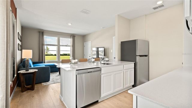 890 TUNDRA LOOP, Groveland, FL 34736