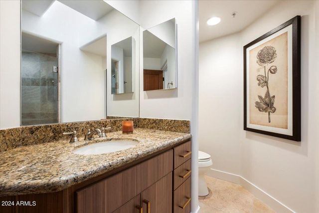 10015 E Graythorn Drive, Scottsdale, AZ 85262