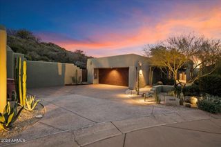 10015 E Graythorn Drive, Scottsdale, AZ 85262