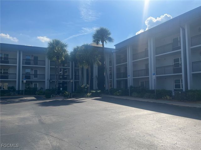 1740 Pine Valley DR 205, Fort Myers, FL 33907