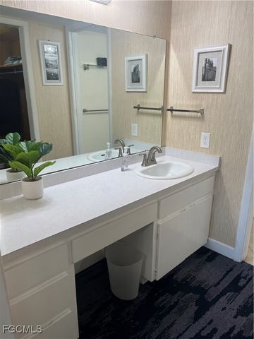 1740 Pine Valley DR 205, Fort Myers, FL 33907