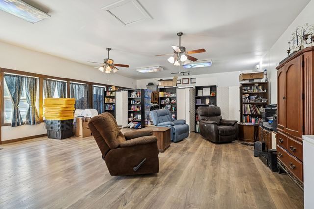 330 Deerfield Rd, Sparta, TN 38583