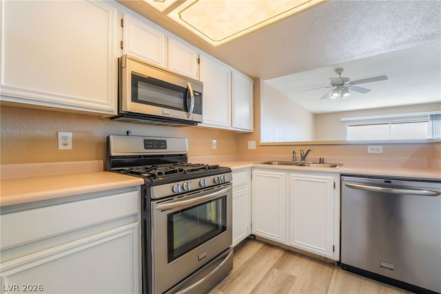 8070 West Russel Road 2024, Las Vegas, NV 89113
