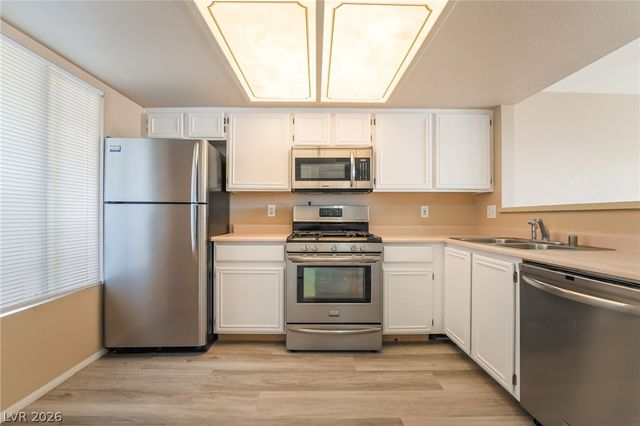 8070 West Russel Road 2024, Las Vegas, NV 89113