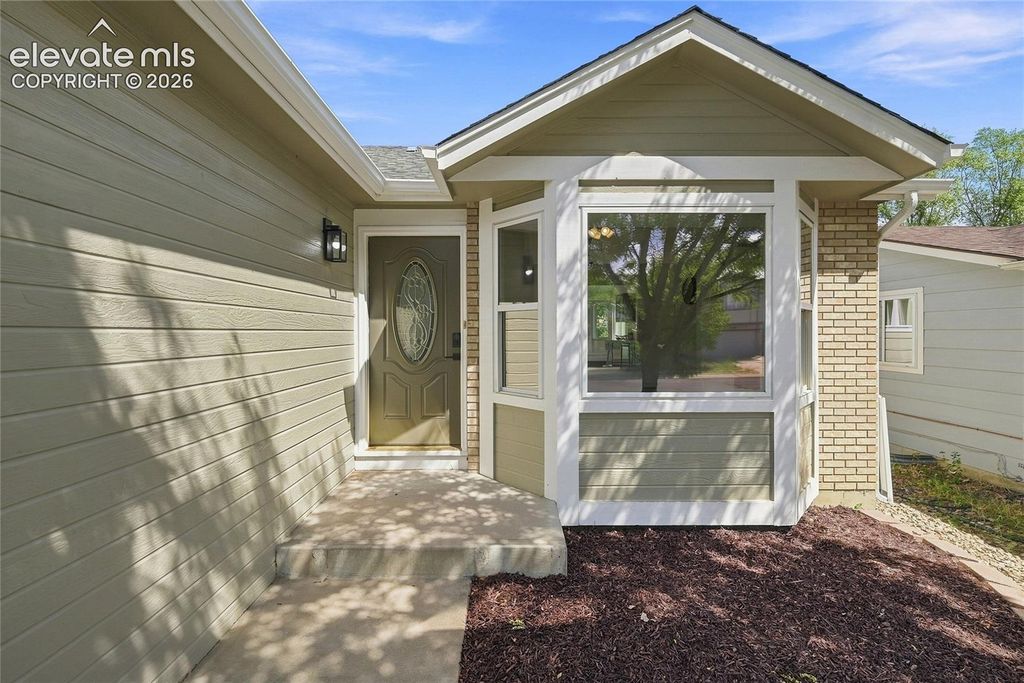 6685 Bear Tooth Drive, Colorado Springs, CO 80923 — photo 5