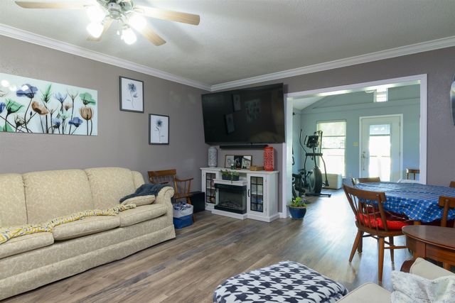 550 East Mountain Road, Longview, TX 75604