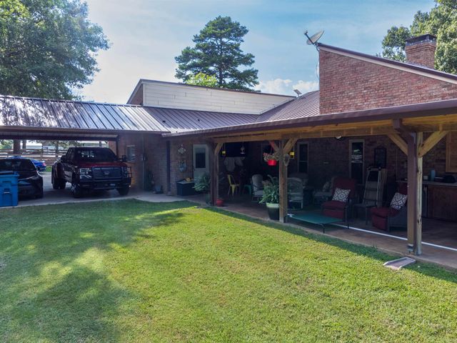 550 East Mountain Road, Longview, TX 75604