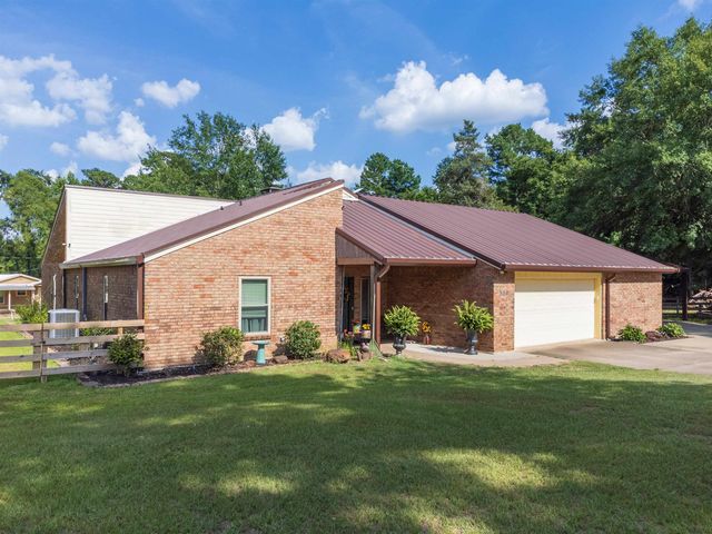 550 East Mountain Road, Longview, TX 75604