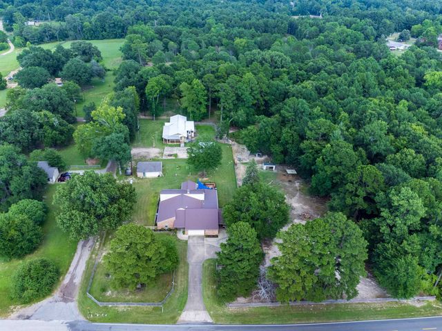 550 East Mountain Road, Longview, TX 75604